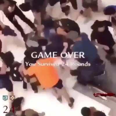 ENCONTRAMOS O MUCA EM UM SHOPPING NA BARRA NO HORÁRIO EM QUE ELE DEVERIA ESTAR FAZENDO LIVE 🤬🖕