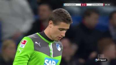 Everyone just play along