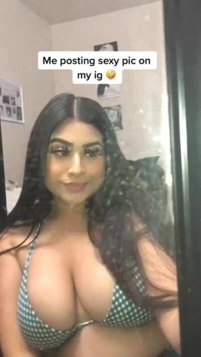 Mirror dirty but she got a nice set 🍒🍒