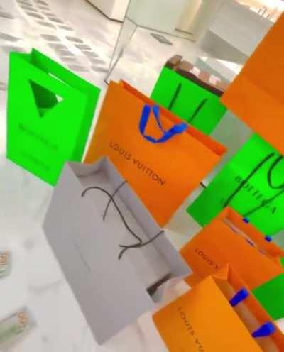 6ix9ine sends message to fans and calls out rappers/gangsters