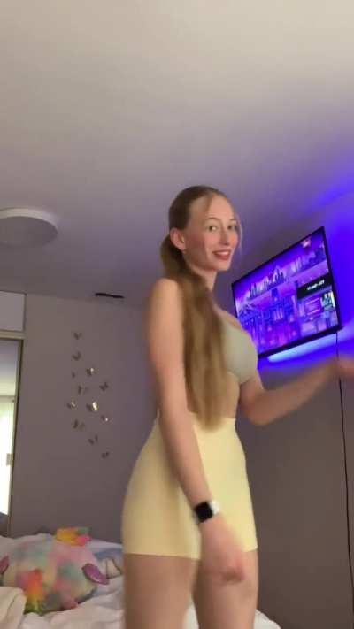 Goddamn tight outfits look so hot on her perfect body!