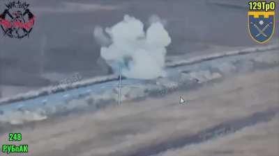 Ukrainian FPV drones destroying Russian equipment and infantry in Kursk region