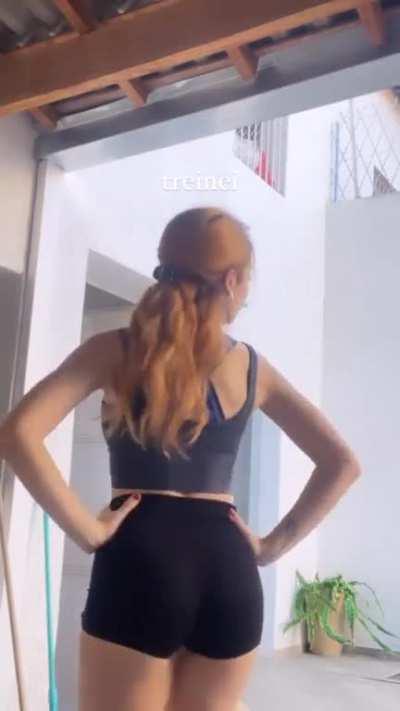 Ela tá adorando se exibir 🤤♥️