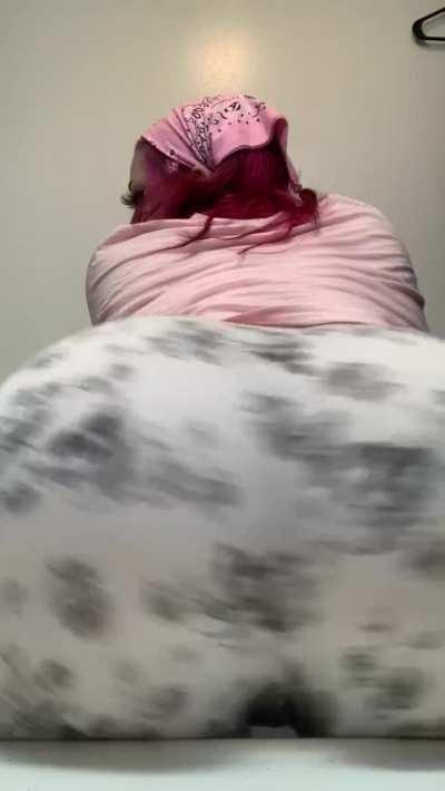 These pj pants were made for twerking