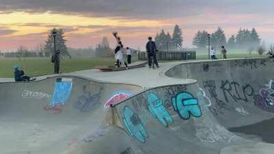 barani flip on rollerskates