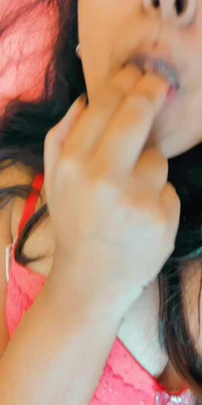 I'm [F] so wet that you can hear it💦