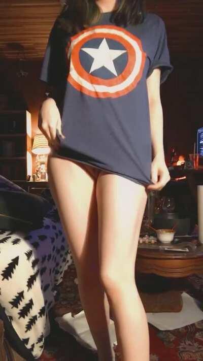 America’s ass (and tits) 👅 [f]