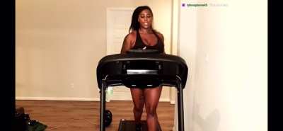 I’d love for my face to be her chair. 