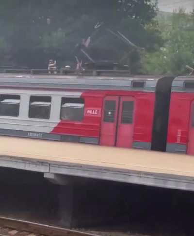 Was kann da schon... oooh.