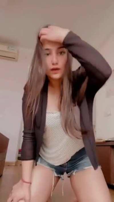 That tit jiggle 🔥