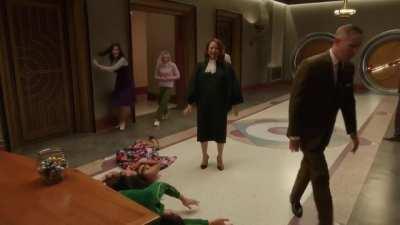 [Spoilers!] This is probably one of the best bloopers from the entire series. (Season 4 episode 10)