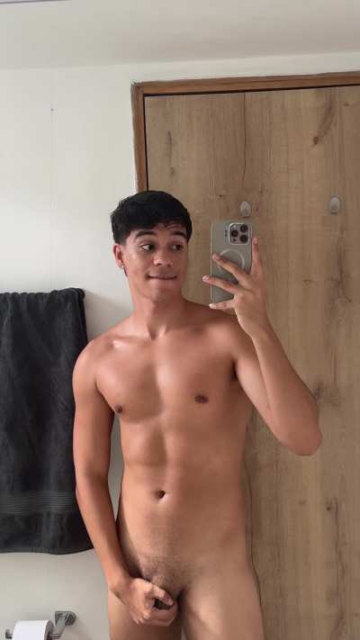 Who wants to stretch me out? I’m ready for a good fuck