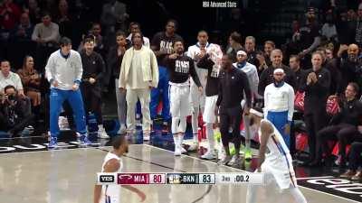 [highlight] Simmons with the inbound pass to Bridges to close the 3rd quarter against the Heat