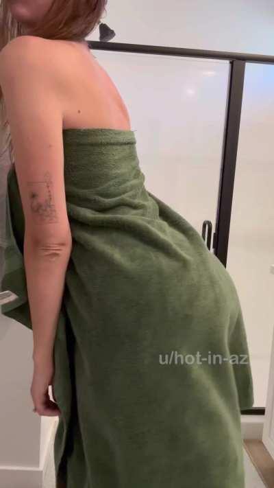 Be a good boy and call me mommy