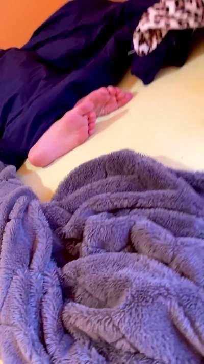 Girlfriends sleepy feet! :)