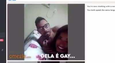 Essa mina parece a simone da dupla simone e simaria.