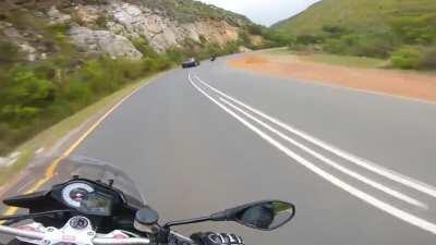 Chasing a Nissan 350z up the mountain pass (Friend on a CBR600RR at the front)