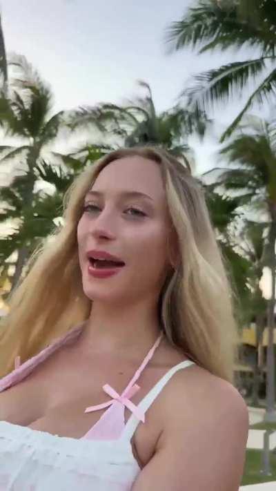 Walking out to her next shoot 