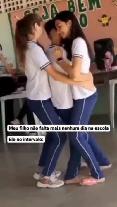 Eu_never com garotas in school😁👍