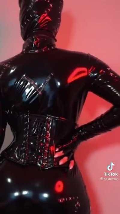 Catwoman's ass in tight fitting leather. Is there anything better?