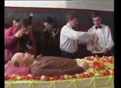 Lenin cake