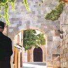 This guy's painting looks insanely realistic