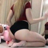 She’s a simple Russian Girl 😂 Glory to Mother Russia 🤓