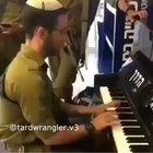 Flexing on dem Palestinians