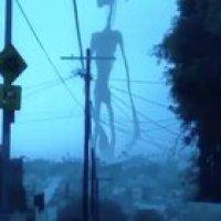 Cuando le ponen demasiado liquido de rodilla a una antena 5G