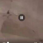 O shopping alagando e a banda: