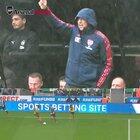 Better view of Unai Emery's reaction of the interception by Joe Willock