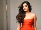 Janhvi kapoor on the way to become a sex goddess 🤤🍑💋 Her lips are perfect for a bj 💦