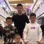 dance in robot style !