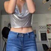 Cleavage + pokies + jiggling 💔😍 Pt.2