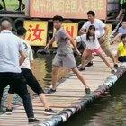 Chinese water bridge swing battle