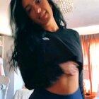 This chick is 6'3 and thicc like wtf....