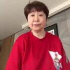 Mayumi Tanaka (Luffy's voice actress) juggling at home during the lockdown