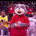 This is the BEST moment in Houston’s history I’m crying