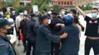 Freakout between Chinese ppl and Nepalese police during lockdown today in Nepal as Chinese enters in Restricted area and started protesting.